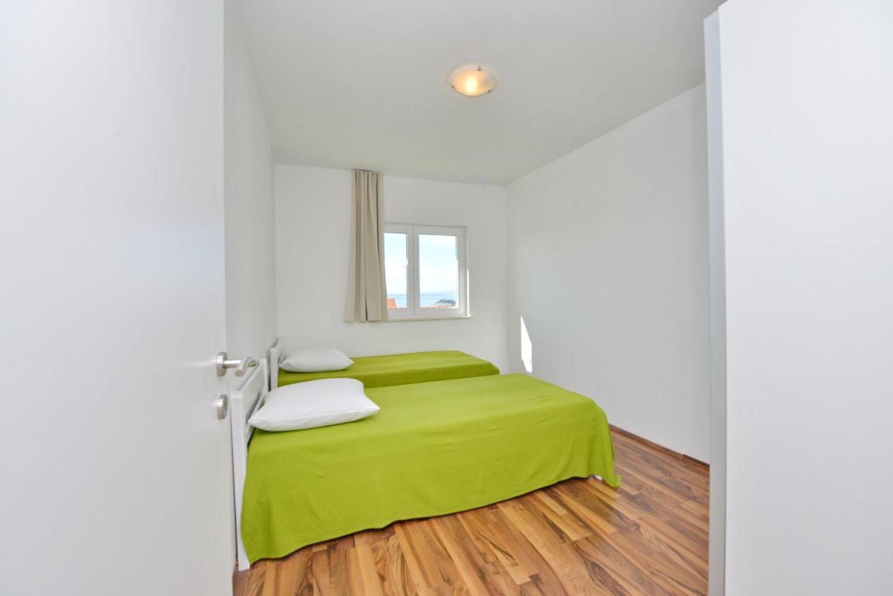 Apartments Verita Pakoštane Esterno foto